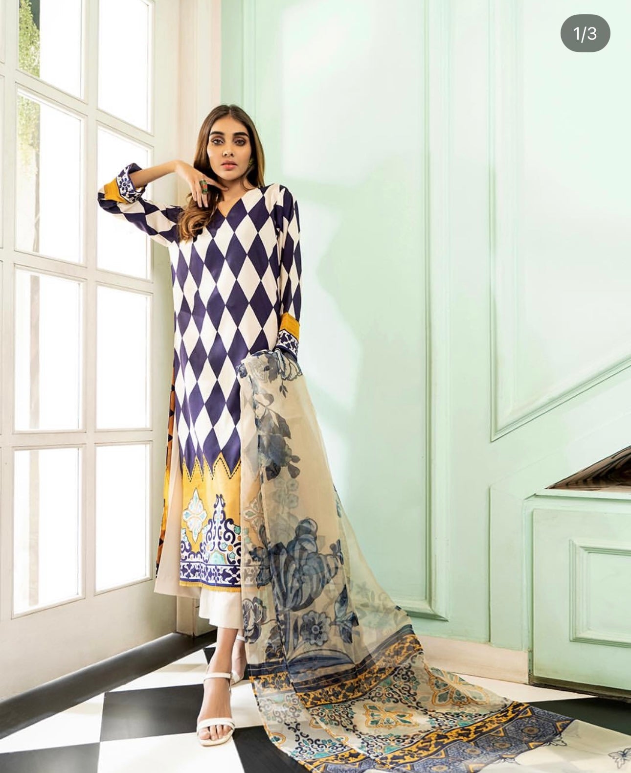 Unstitched 2pcs Digital Printed Set - UN-806