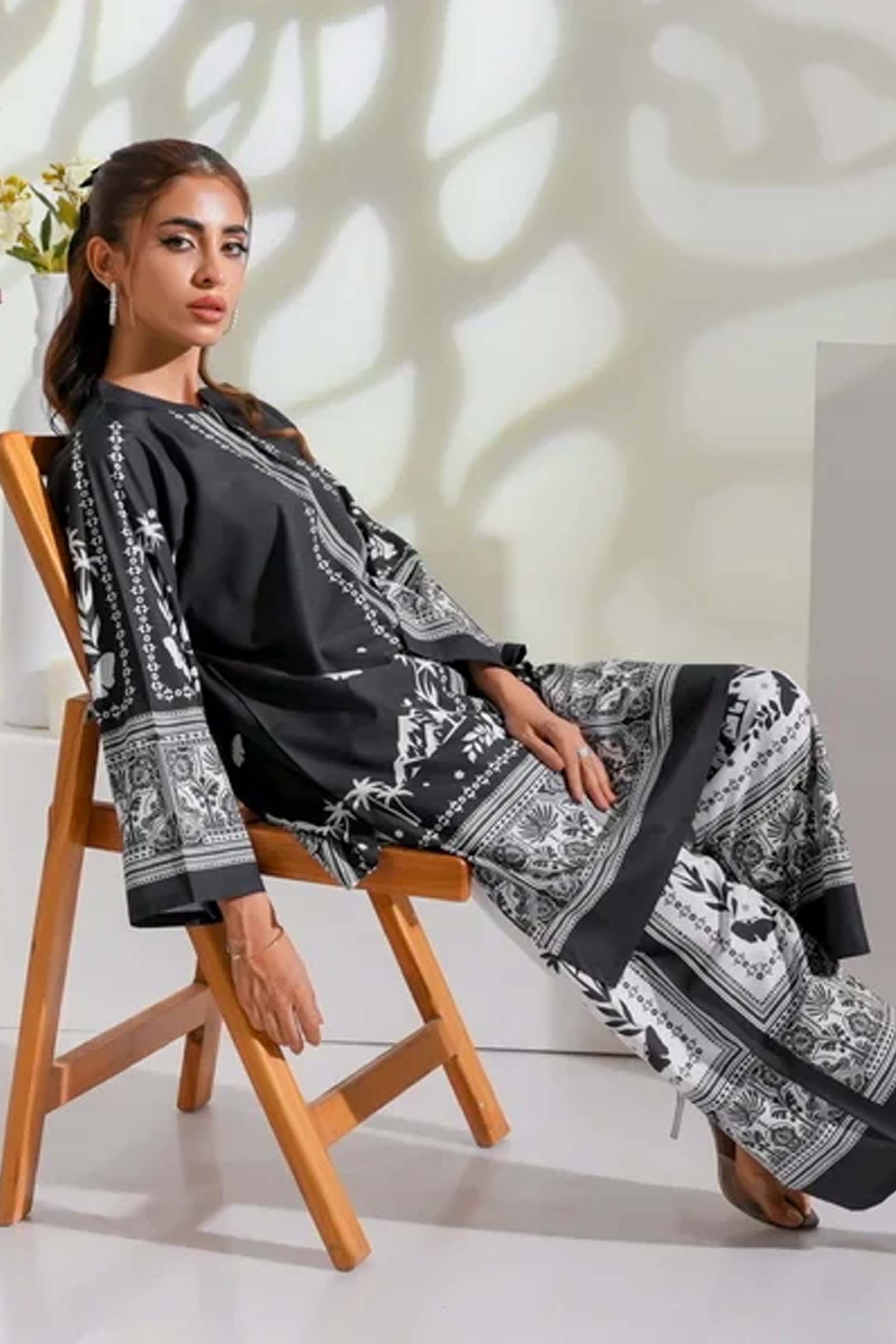 Unstitched 2pcs Digital Printed Set - UN-819