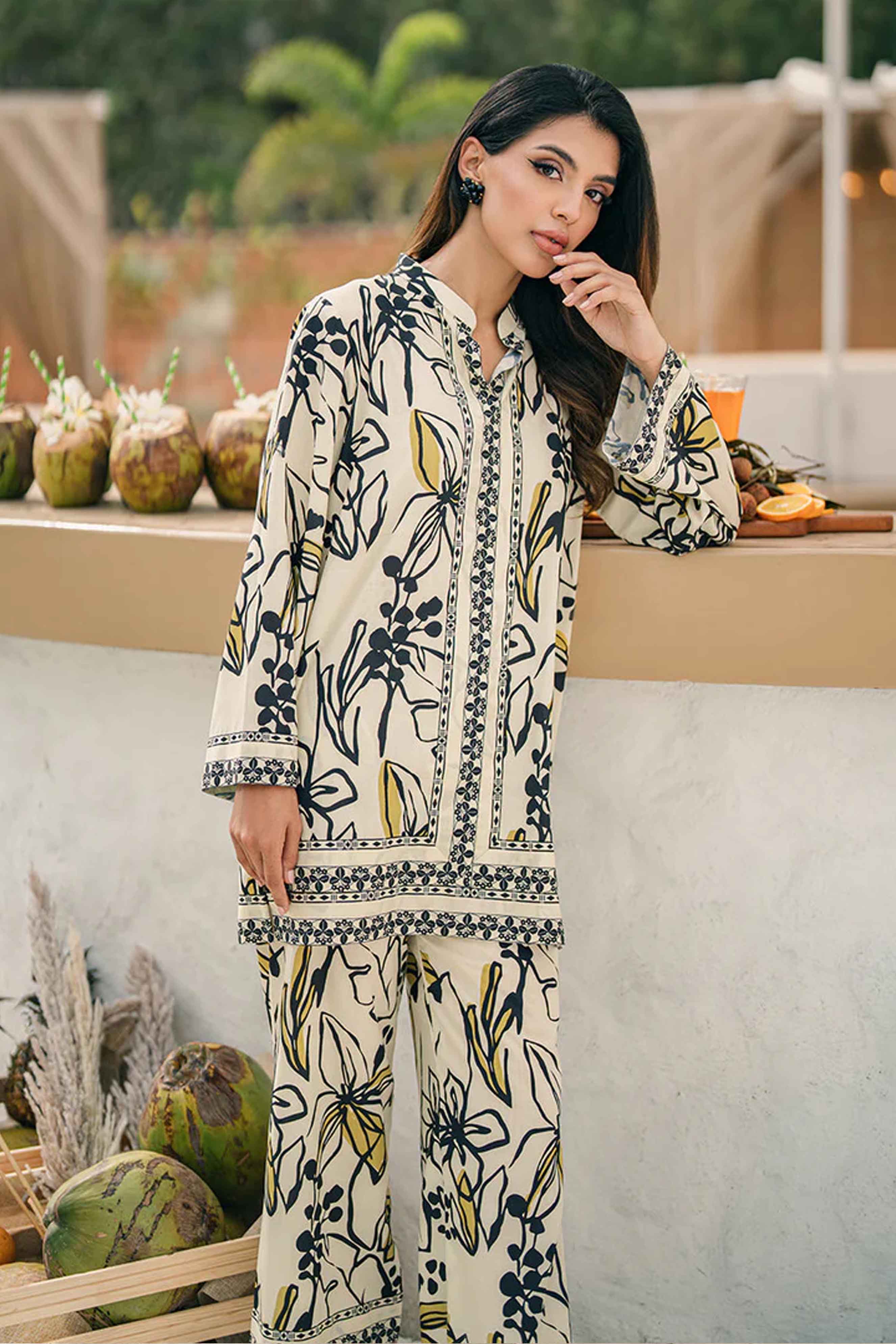 Unstitched 2pcs Digital Printed Set - UN-822