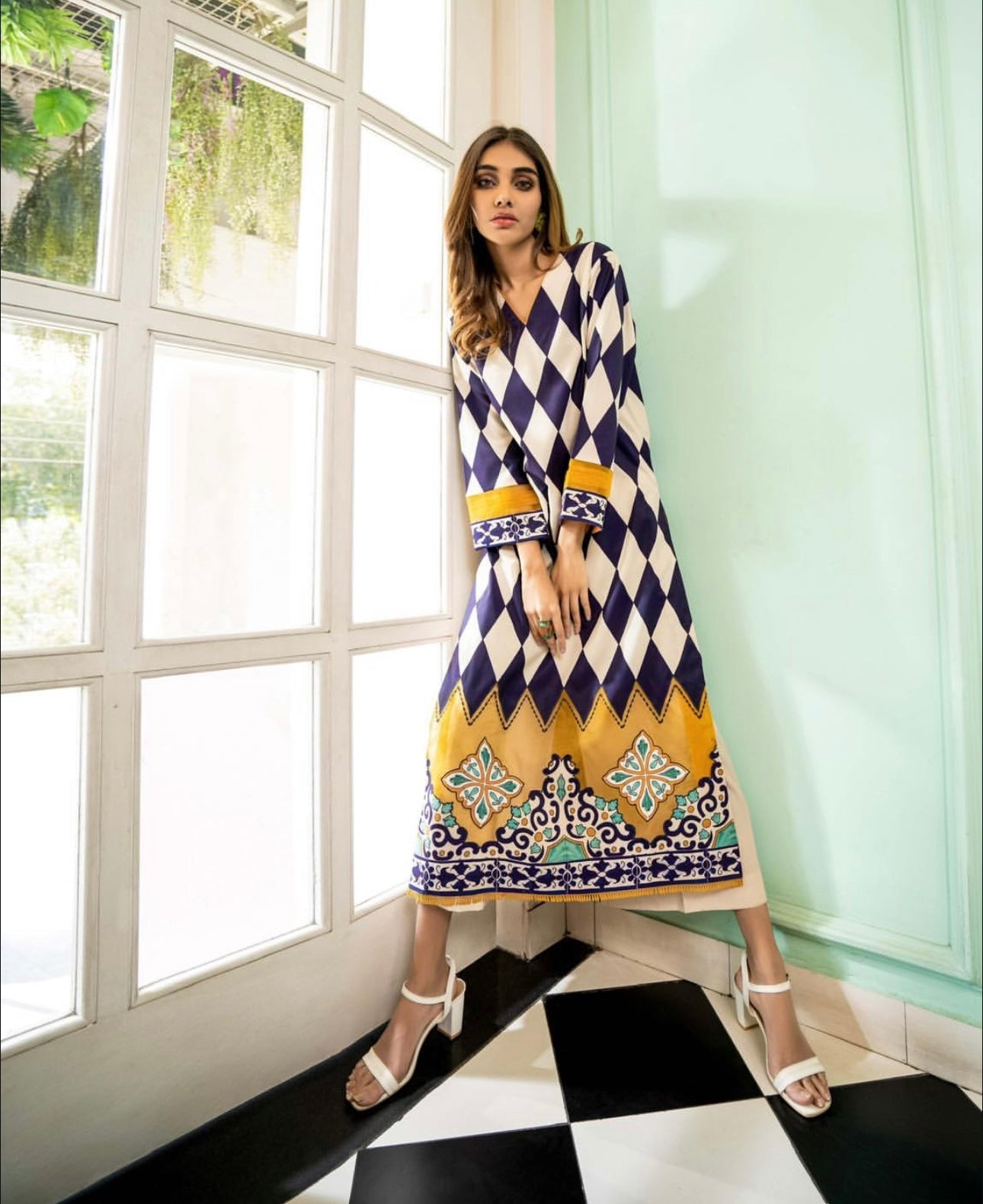Unstitched 2pcs Digital Printed Set - UN-806
