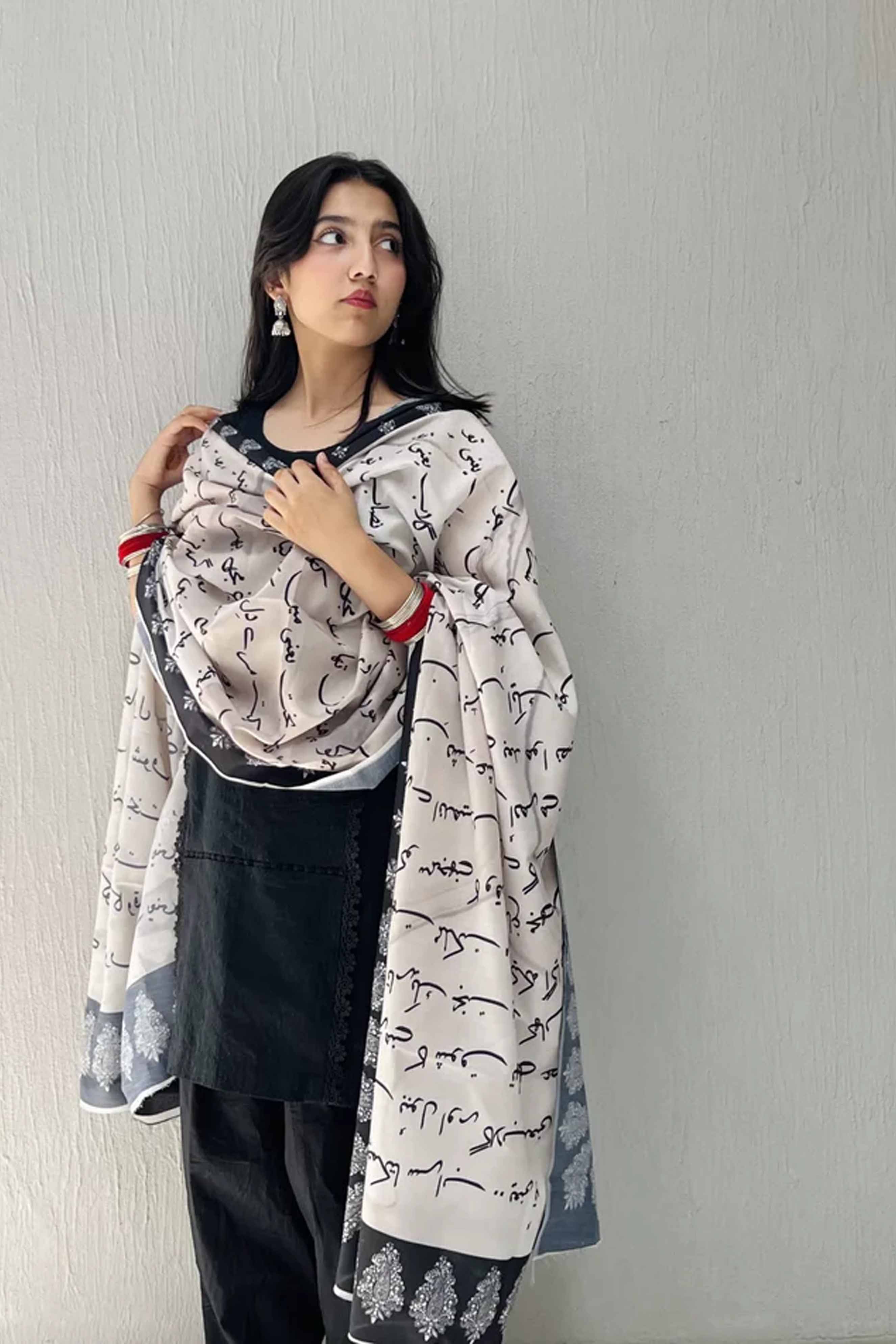 Odhnis / Dupatta For Women - Shawl-005