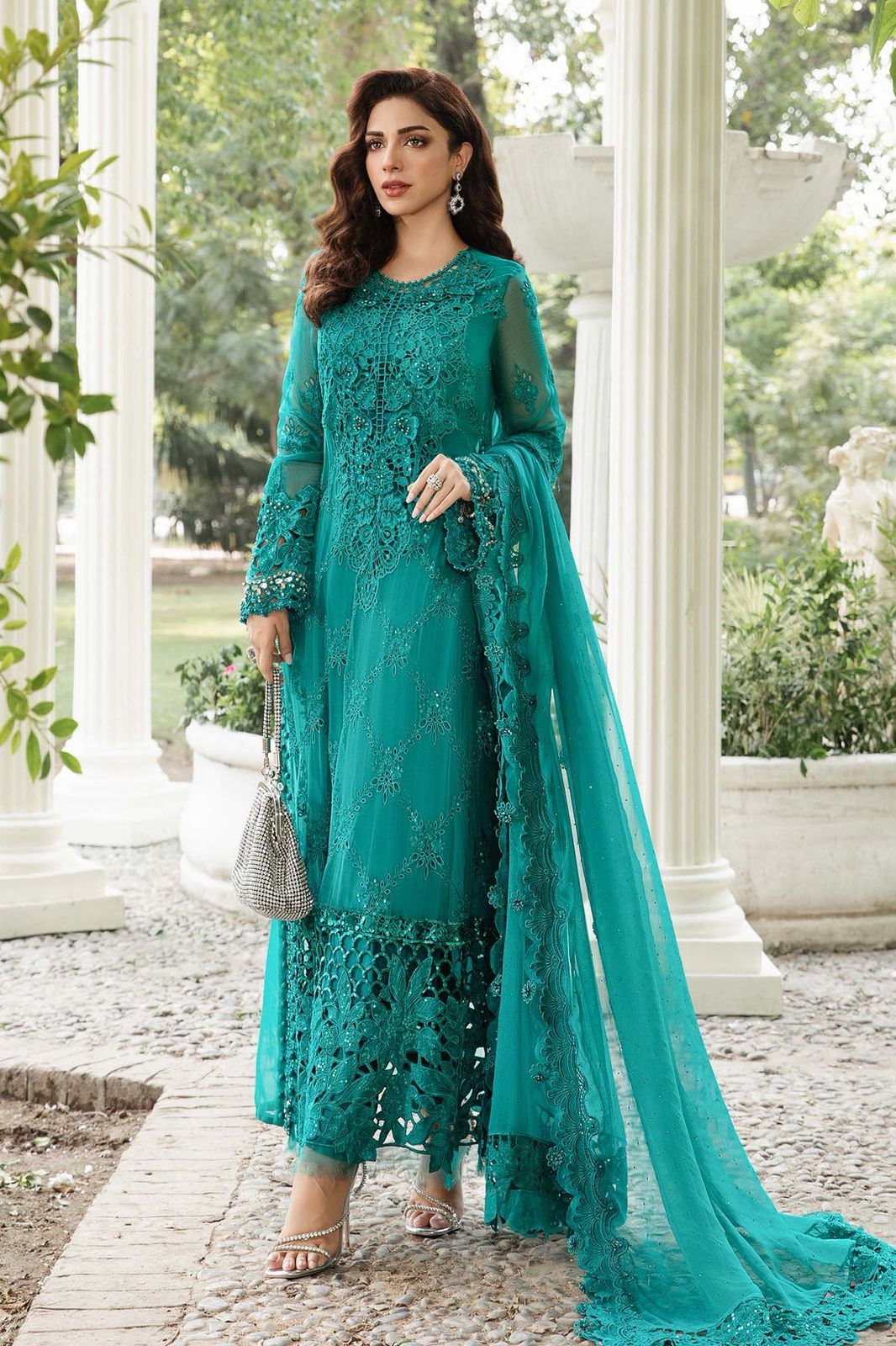Majestic Chiffon 3D Embroidered 3-Piece Luxury Set